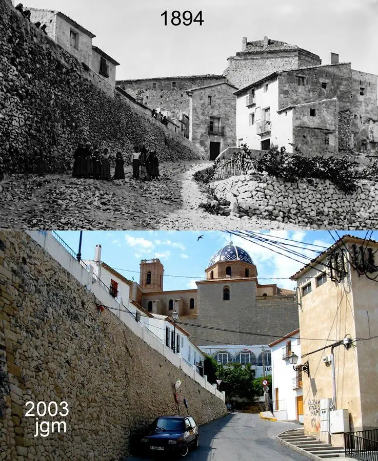 1894 · 2003 — El muro bajo la iglesia